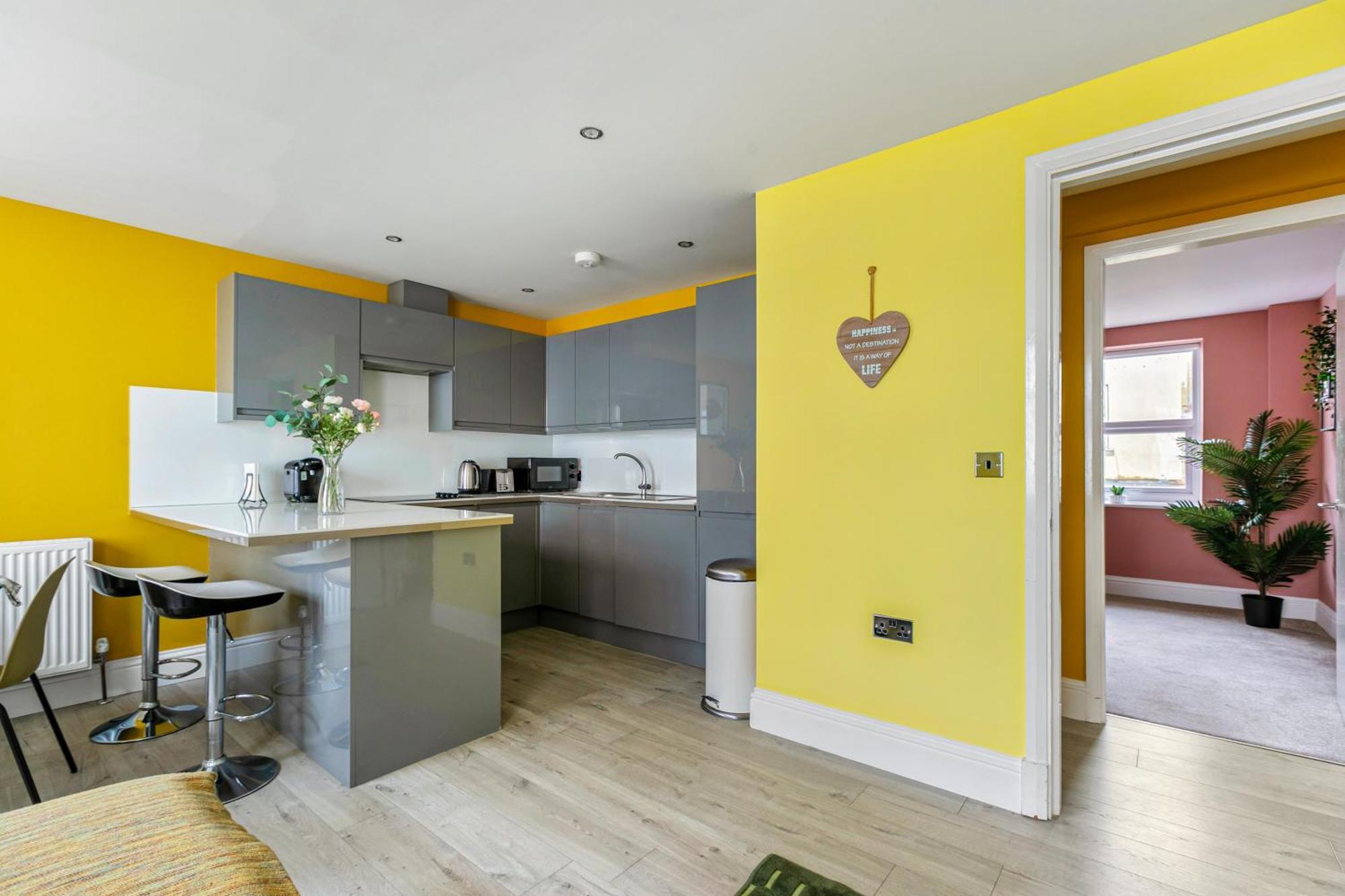 Central-Few Steps From Brighton Beach Apartment ภายนอก รูปภาพ