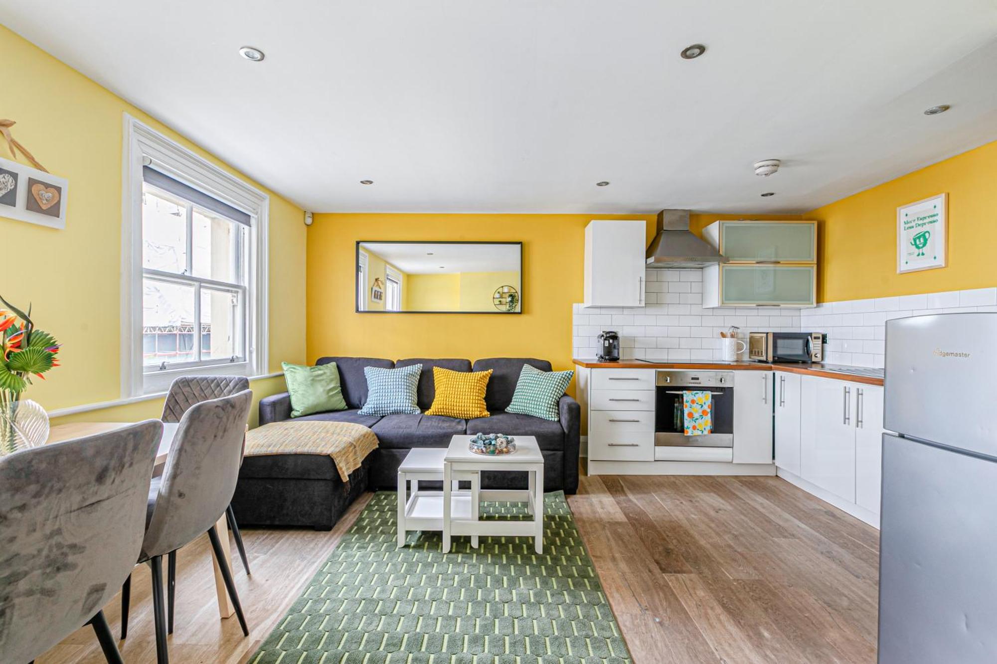 Central-Few Steps From Brighton Beach Apartment ภายนอก รูปภาพ