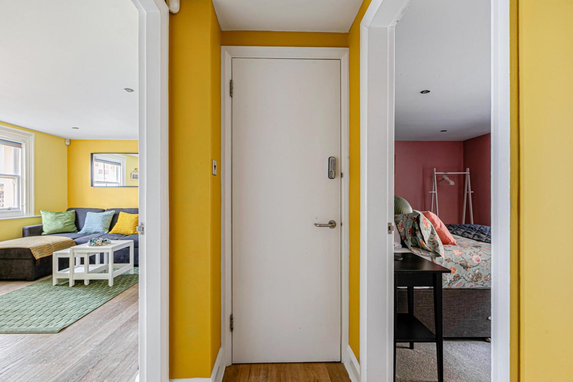 Central-Few Steps From Brighton Beach Apartment ภายนอก รูปภาพ
